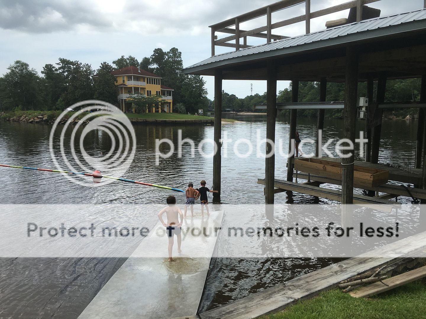 Image: http://i756.photobucket.com/albums/xx201/deepsouth1970/album%20050313/A098BC33-1FB4-45F2-8335-A3C9148B36AB_zpsmxf3cxxi.jpg